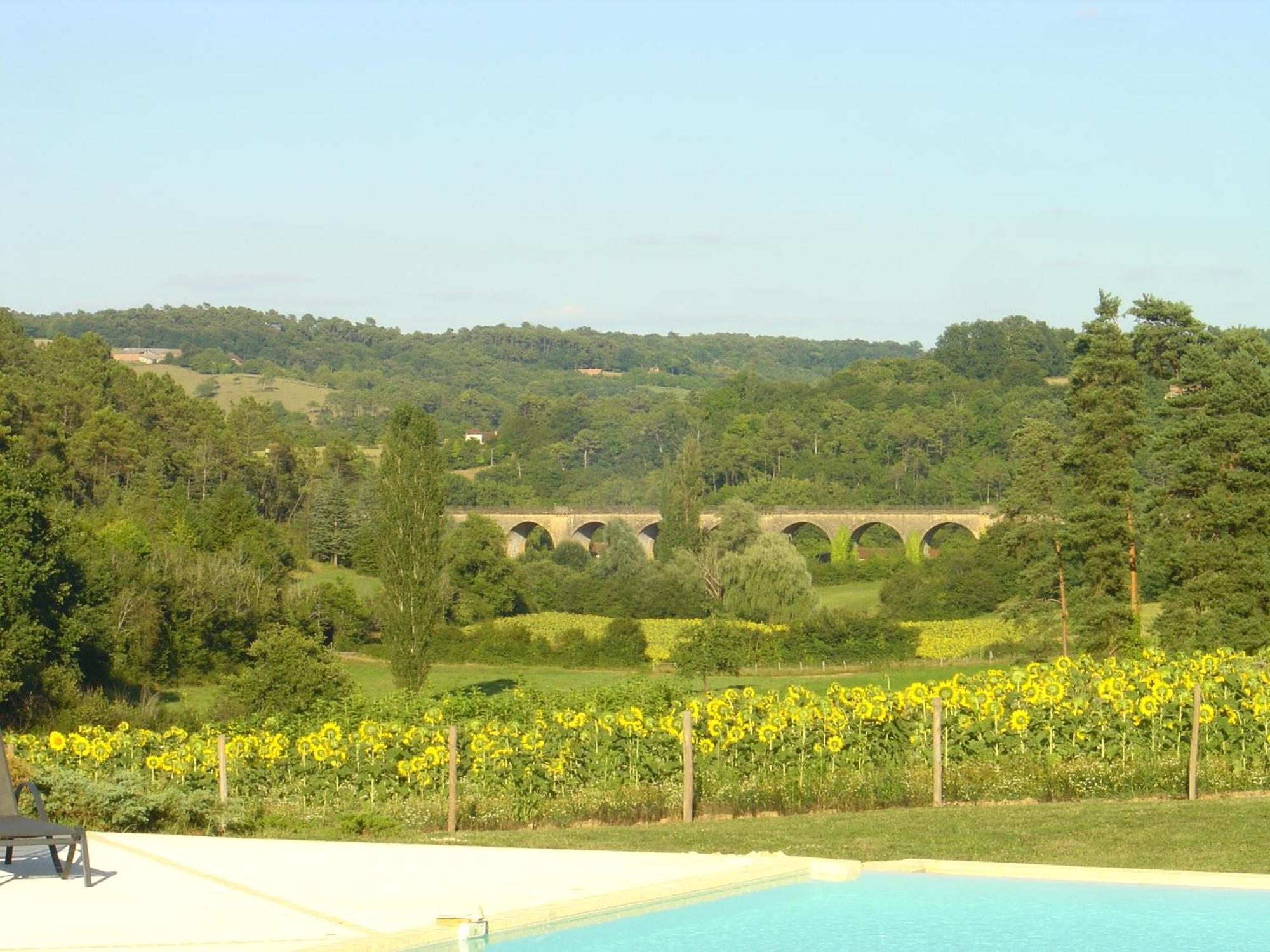 Domaine Du Champ De L'Hoste Hotel Larzac Exterior photo