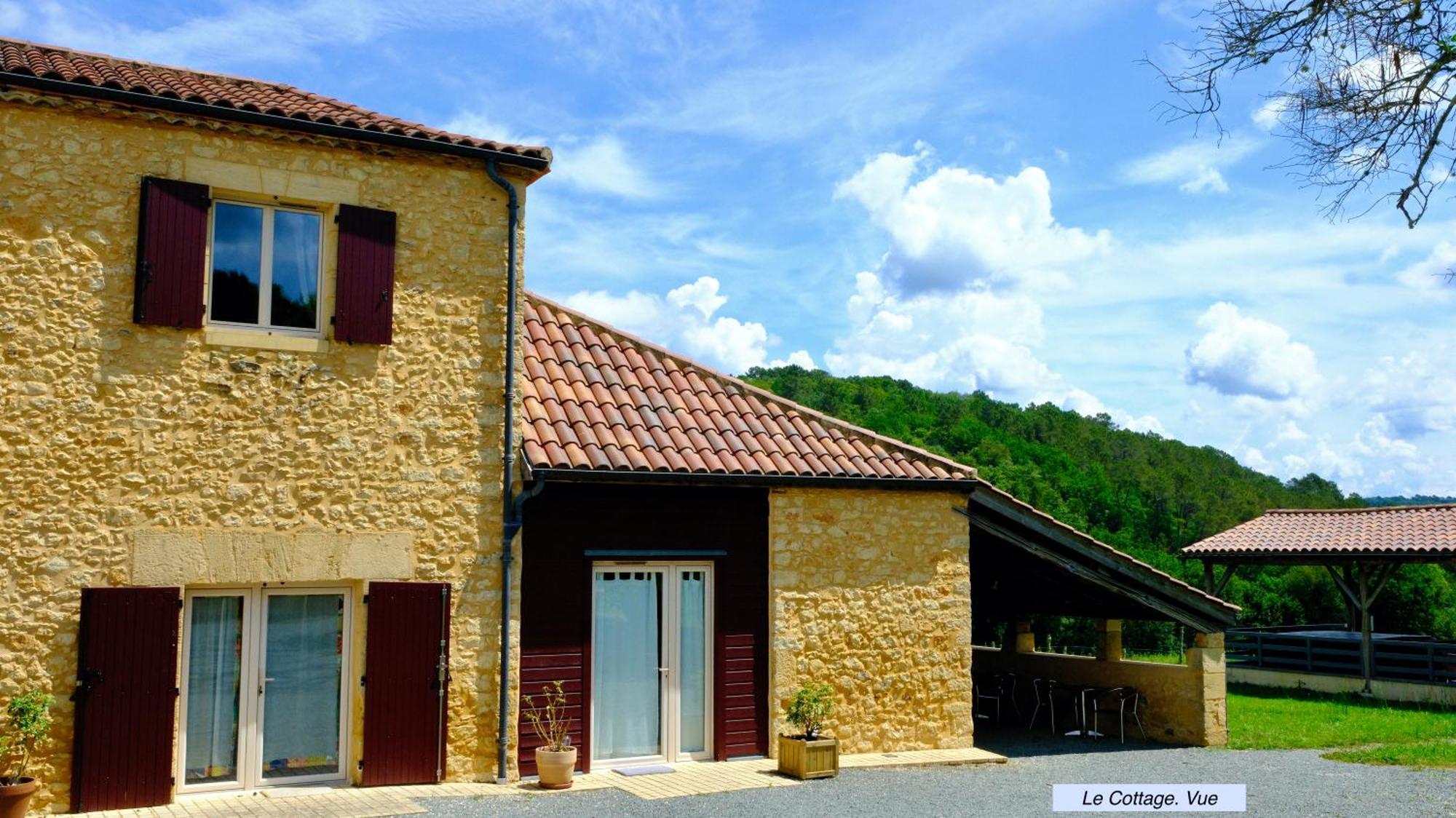 Domaine Du Champ De L'Hoste Hotel Larzac Exterior photo